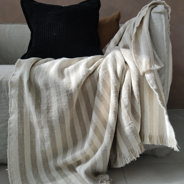 Bondi Sand French Linen Hand-Knotted Fringe Throw