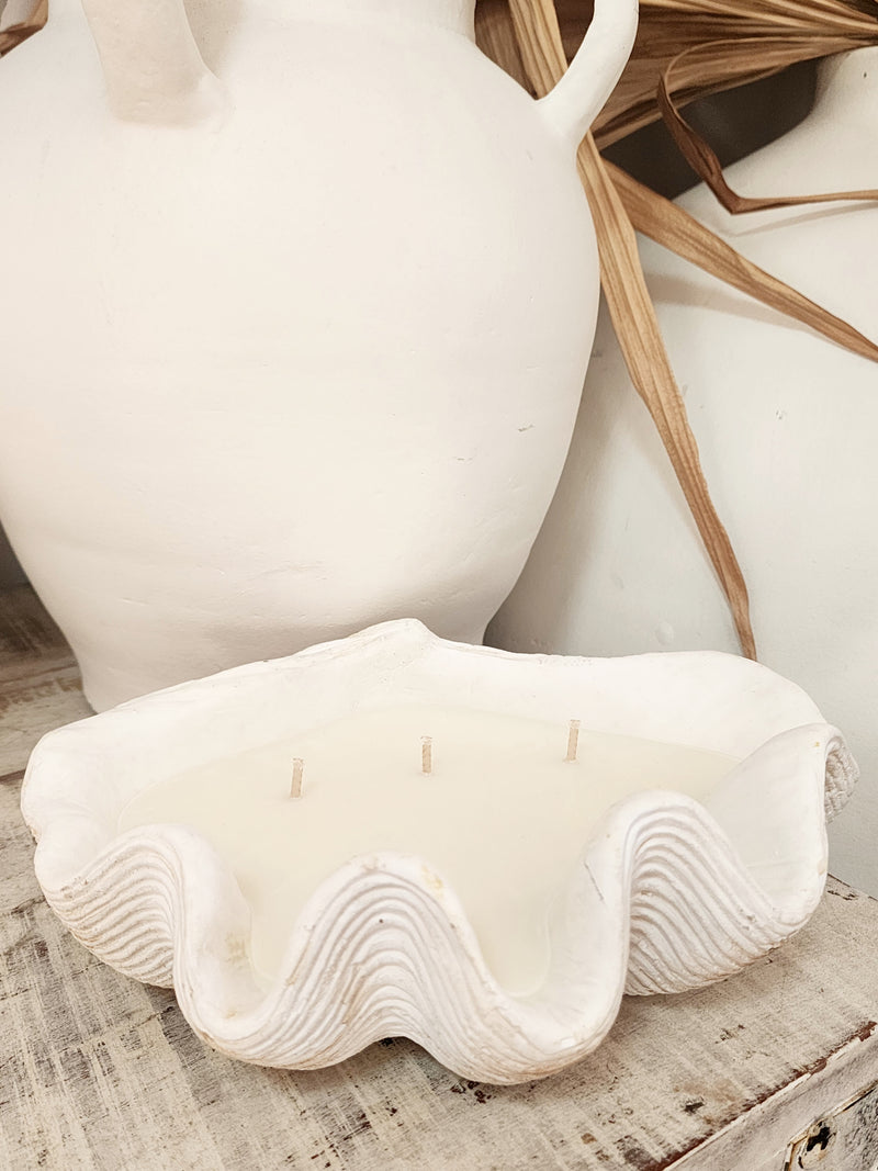 Clam toasted coconut candle