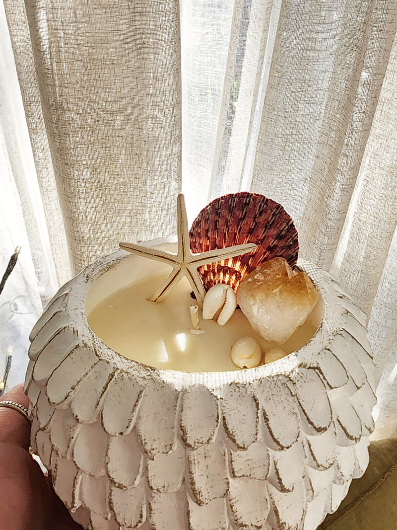 Calypso tigerlily patchouli shell candle